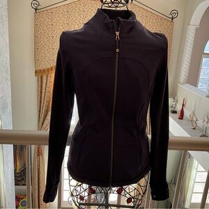 Gorgeous dark violet lulu define jacket